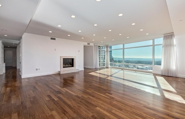 Photo - 1 W Century Dr