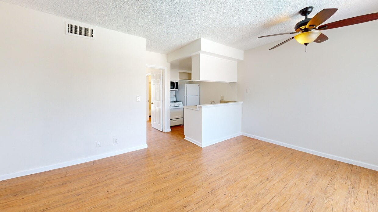 3D Tour - Foothill Suites