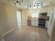 Photo - Spacious 3 bed on Fully Fenced 2 acres House