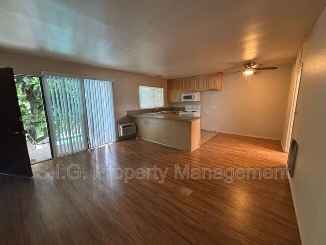 Photo - 6930 Fulton Ave Unit #17