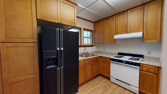 Photo - 1015 A Ave Unit 1015 A Ave  2
