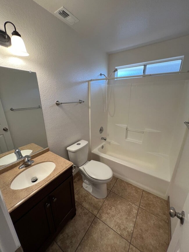 Photo - Move in Special!! $1000 off 1st Month's Rent!! Unit 849