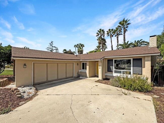 Beautiful 3B/2BA Home In Fallbrook with La... - Beautiful 3B/2BA Home In Fallbrook with La...