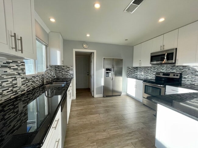 Photo - COMING SOON!! 2 Bedroom 2 Bathroom Home in Palm Desert Country Club!!