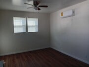 Photo - 734 E F St Unit #B