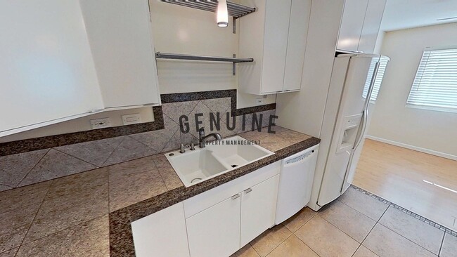 Photo - Lovely 2 Bd 1.5Ba Condo in Costa Mesa With Spacious Deck