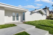 Completely remodeled - 6234 Paseo Canyon Dr House
