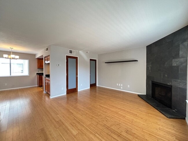 Photo - Beautifully Upgraded 2 Bed 2.5 Bath Townhome