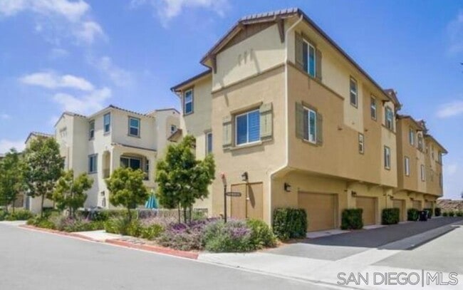 Photo - 1594 San Miguelito Townhome