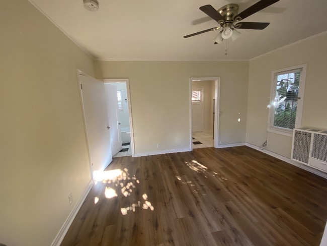 Photo - 630 3/4-634 N Plymouth Blvd Unit NA