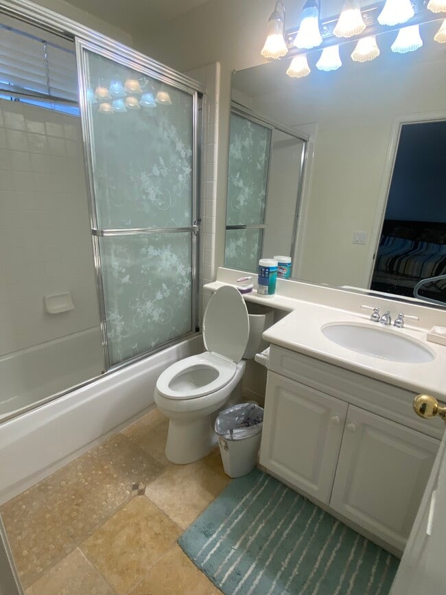 Building Photo - 19017 Brittany Pl