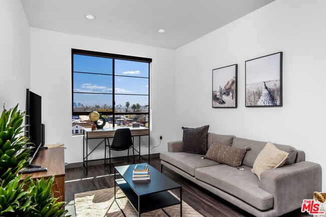 Photo - 3617 Venice Blvd.