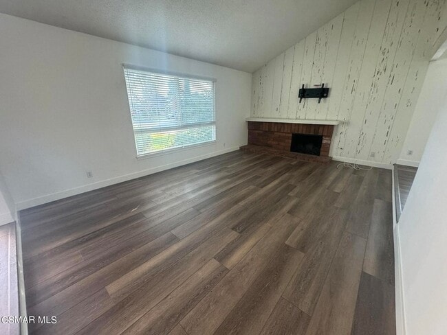 Photo - 2261 Birchfield St