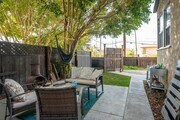 Photo - 430 N Francisca Ave Townhome