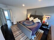 Master bedroom - 1240 25th St Unit 4