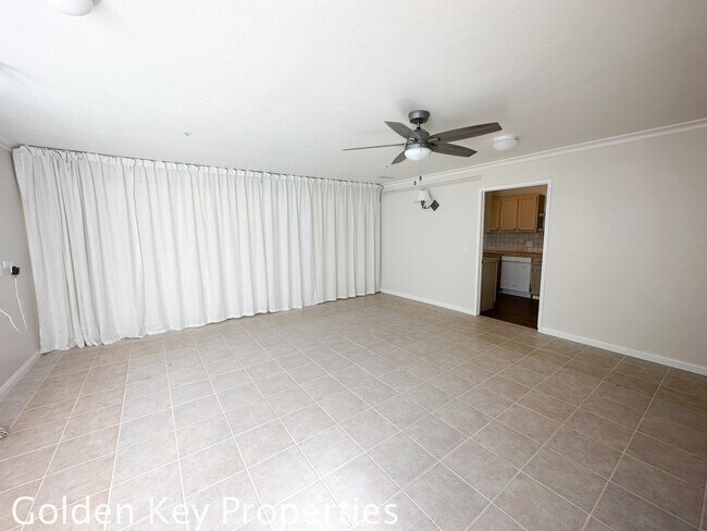 Photo - Spacious single-level attached guest house on private setting in Vista! Unit B
