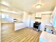 Photo - 1530 Locust Ave Unit D