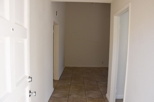 Photo - Cypress (125-127) South Unit Cypress (125) #B