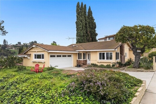 Building Photo - 212 Barranca Dr