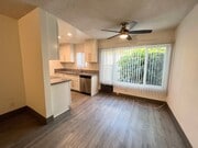 Photo - 3359 Mentone Ave Unit 8