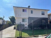 Photo - 916 W 84th St Unit 10
