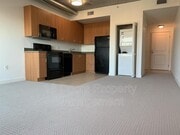 Photo - 1080 Park Blvd