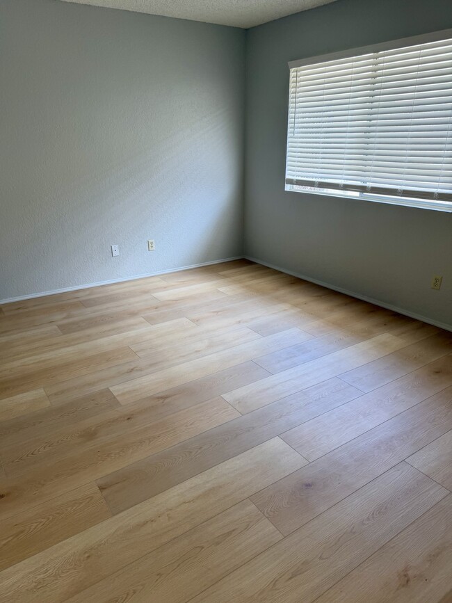 Photo - 2207 Woodberry Ave