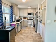 Photo - Darling 2 bedroom, 1 bath Single Family Home