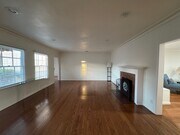 Photo - 3bd 2ba House
