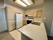 Photo - RB 2 Br 2 BathPetOK+washer+Dryer All Appl 2 Prkg spots>TEXT 858-774-1574 Unit 2727