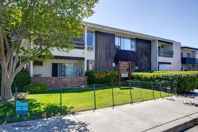Photo - 5452 Corteen Pl Unit 27