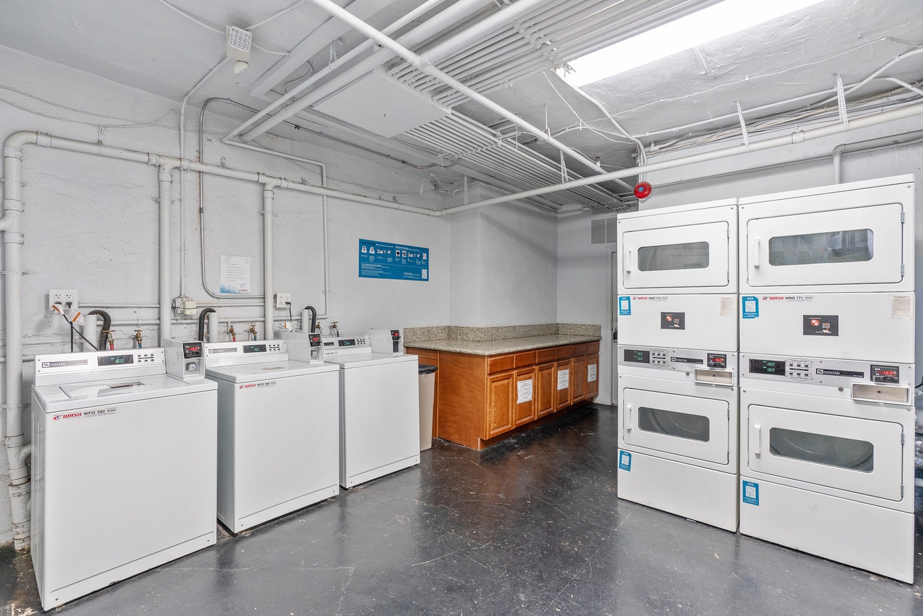 Photo - EC1 - 1650 Echo Park Apartments