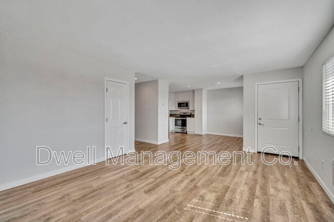 Photo - 805 N 3rd St Unit Apt 3