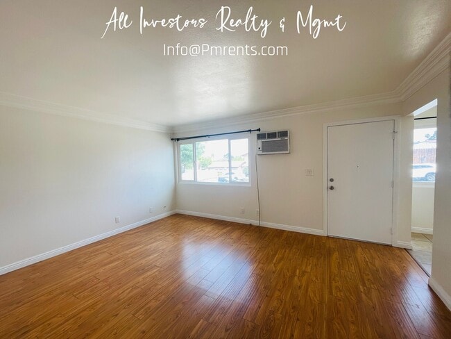 Photo - 879 Arcadia Ave