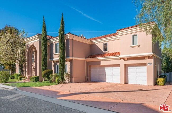 Photo - 11221 Briarcliff Ln