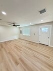 Photo - 1007 W 225th St