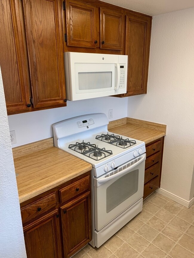 Photo - Spacious Condo w/ Washer/Dryer, A/C & View!