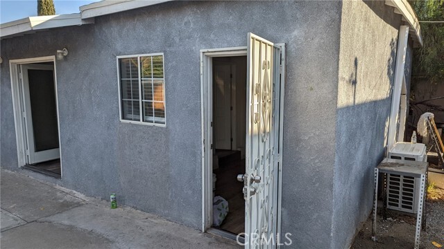 Building Photo - 9250 Olive St Rental