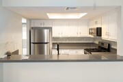 Photo - 1025 N Tippecanoe Ave Condo