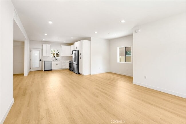 Photo - 4038 Somers Ave