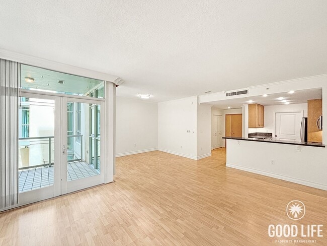 Photo - STUNNING 2 BED/2 BATH CONDO AVAILABLE IN THE DISCOVERY BUILDING IN CORTEZ HILL! Unit 304