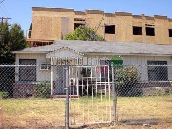 Photo - 6906 Woodley Ave Unit a