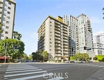 Building Photo - 10747 Wilshire Blvd Unit 904