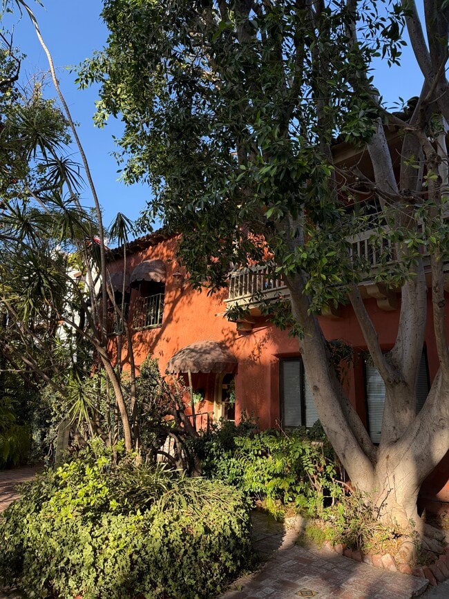 Photo - 840 Huntley Dr Unit 2