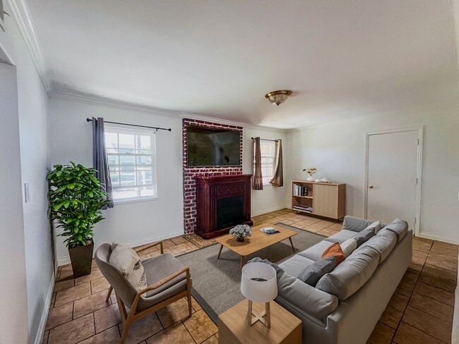 Photo - 1420 Central Ave Unit Main House