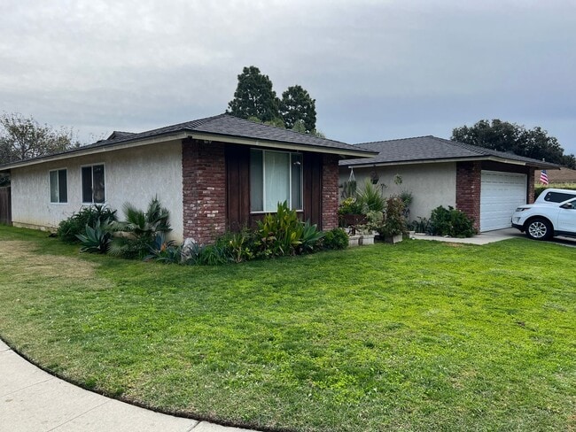 East End updated Home! - East End updated Home!