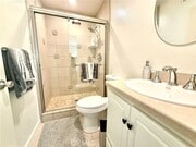 Photo - 14901 Waverly Ln House