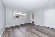 Photo - 15205 S Budlong Ave