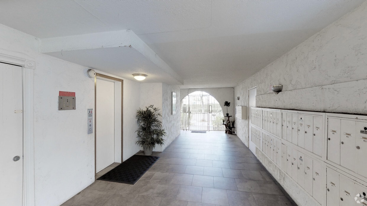 3D Tour - Rancho La Paz Apartments