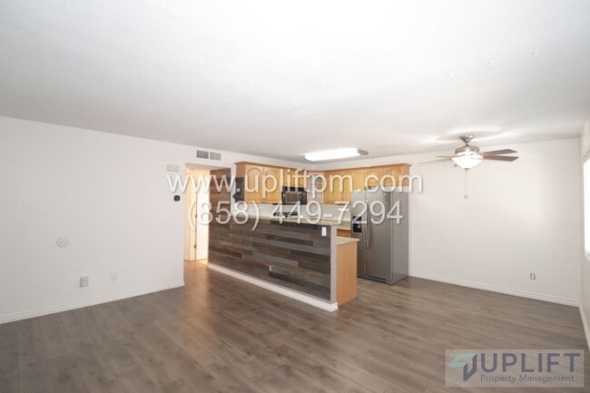 Building Photo - MOVE IN SPECIAL $500 off 2 bed 1 bath cond... Unit 22
